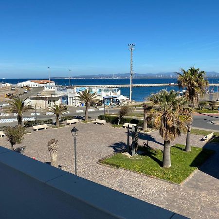 شقة Attici Con Terrazzo Vista Mare كالاسيتا المظهر الخارجي الصورة