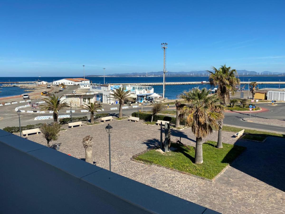 شقة Attici Con Terrazzo Vista Mare كالاسيتا المظهر الخارجي الصورة