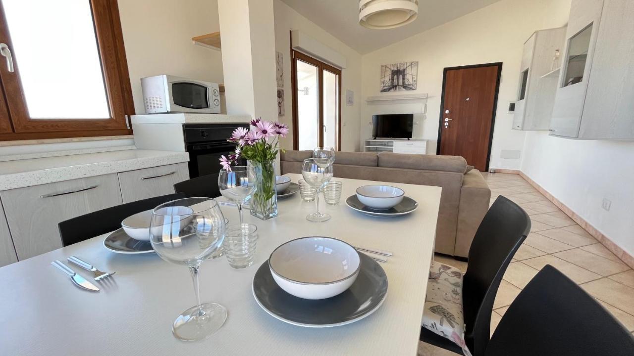 شقة Attici Con Terrazzo Vista Mare كالاسيتا المظهر الخارجي الصورة