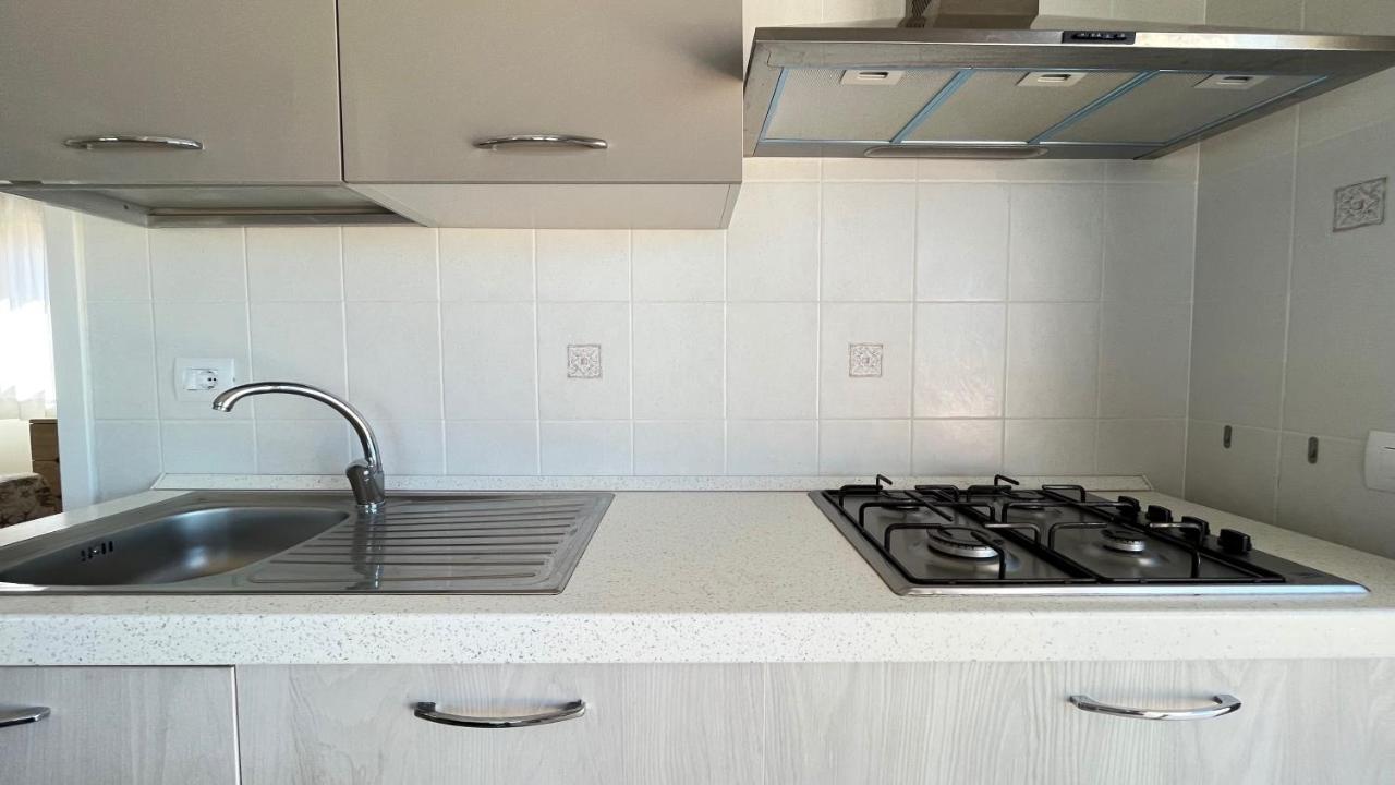 شقة Attici Con Terrazzo Vista Mare كالاسيتا المظهر الخارجي الصورة