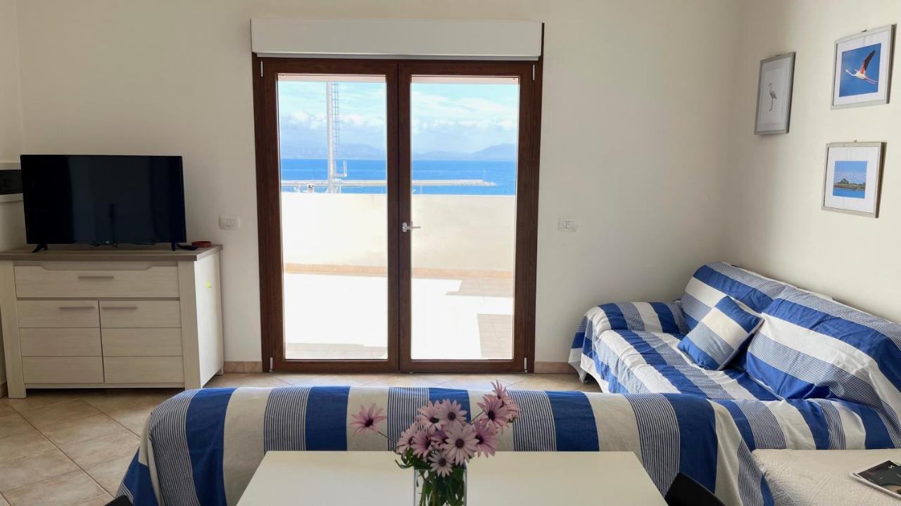 شقة Attici Con Terrazzo Vista Mare كالاسيتا المظهر الخارجي الصورة