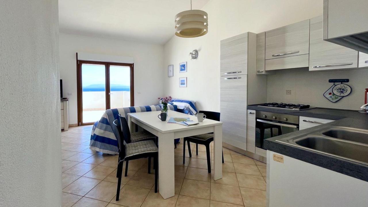 شقة Attici Con Terrazzo Vista Mare كالاسيتا المظهر الخارجي الصورة