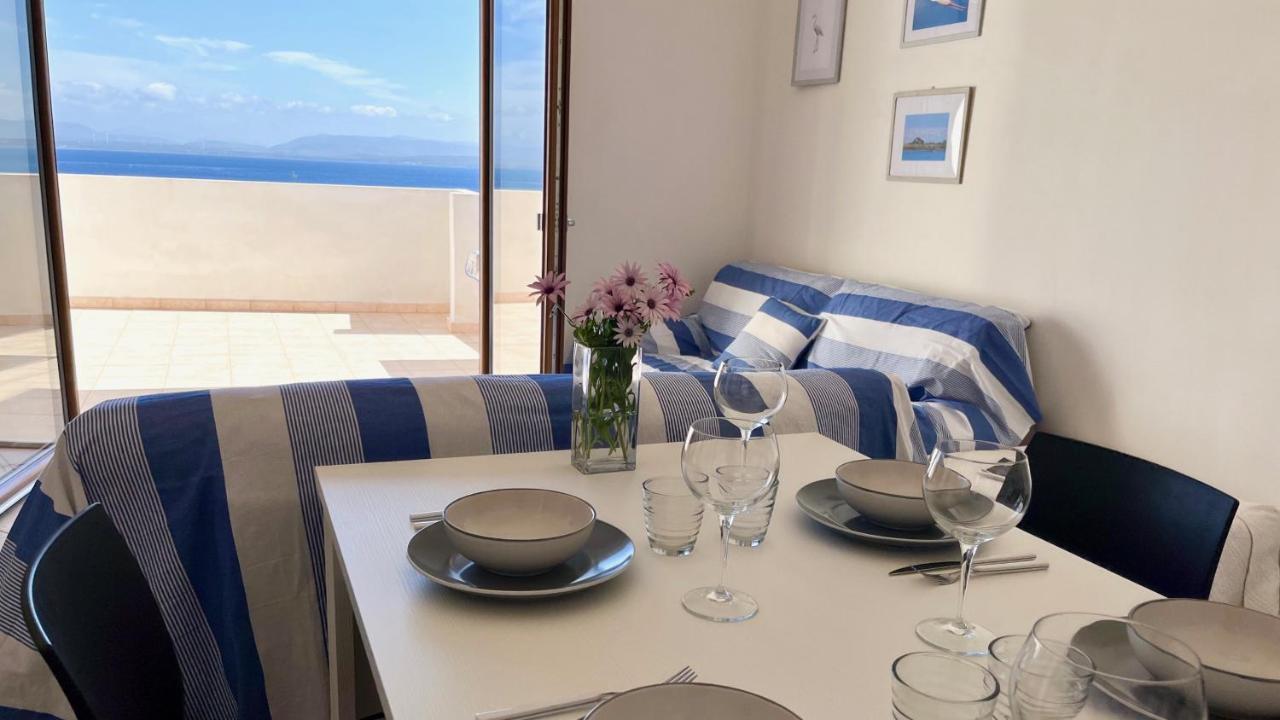 شقة Attici Con Terrazzo Vista Mare كالاسيتا المظهر الخارجي الصورة