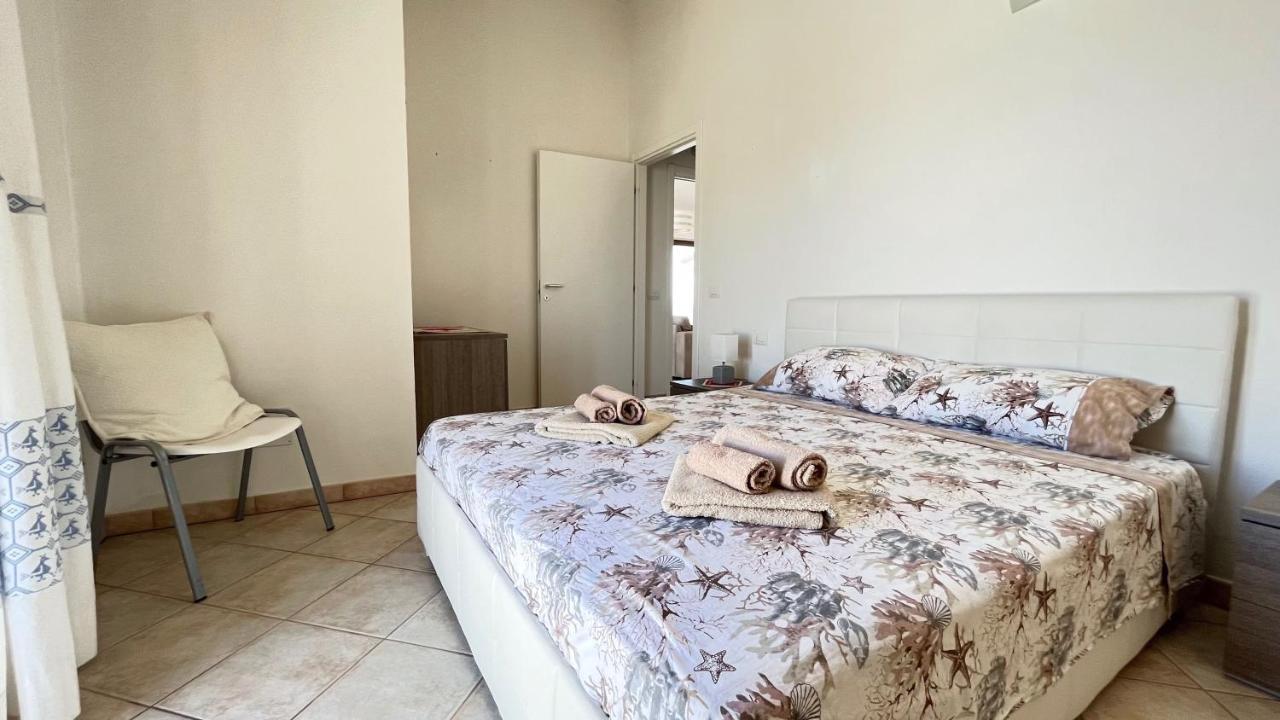 شقة Attici Con Terrazzo Vista Mare كالاسيتا المظهر الخارجي الصورة