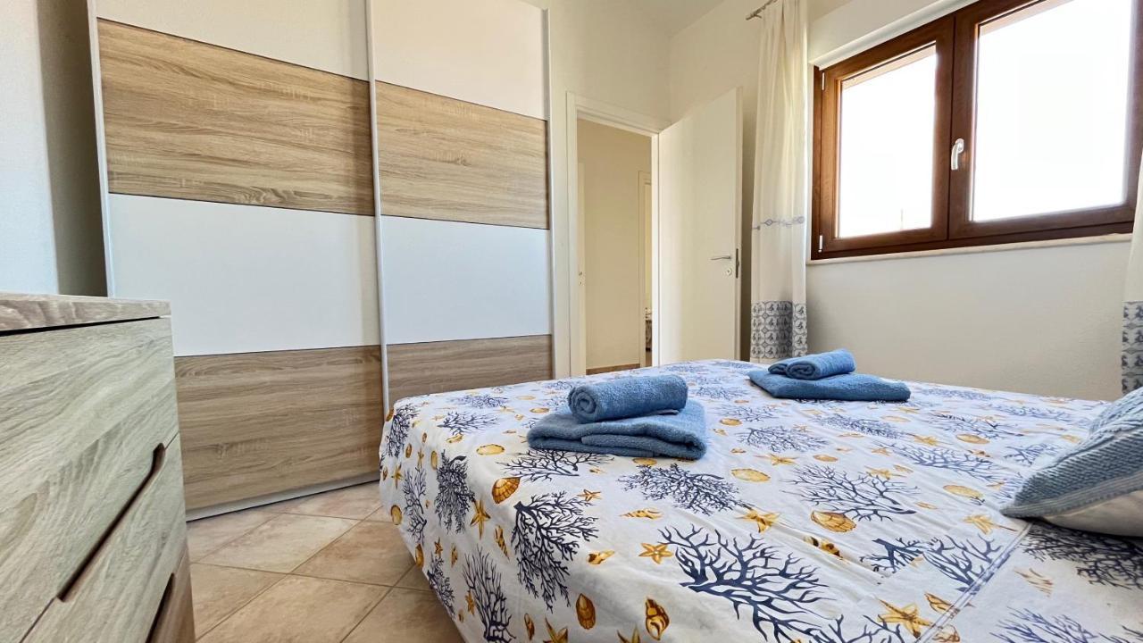 شقة Attici Con Terrazzo Vista Mare كالاسيتا المظهر الخارجي الصورة