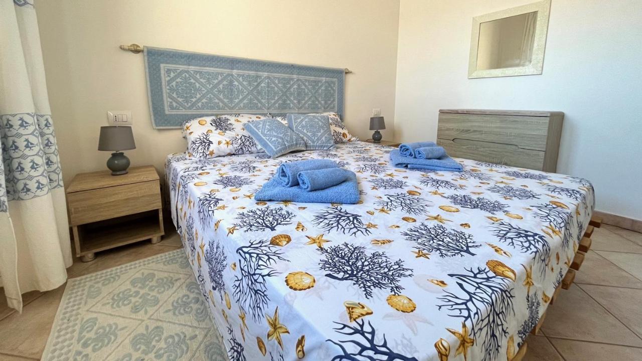 شقة Attici Con Terrazzo Vista Mare كالاسيتا المظهر الخارجي الصورة